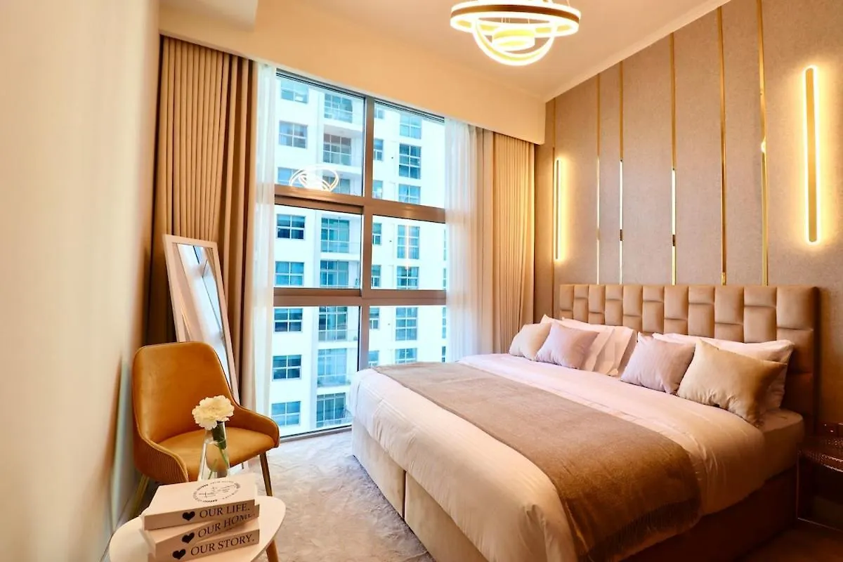 Lavish 3Br Retreat With Lovely Marina & Sea Views Dubai