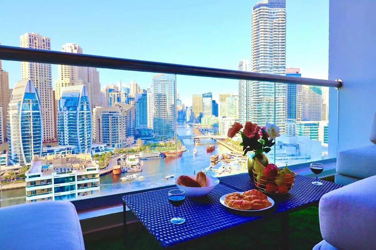 Lavish 3Br Retreat With Lovely Marina & Sea Views Dubai