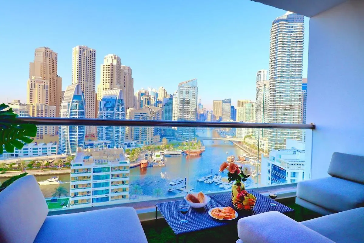 Lavish 3Br Retreat With Lovely Marina & Sea Views Dubai Apartment